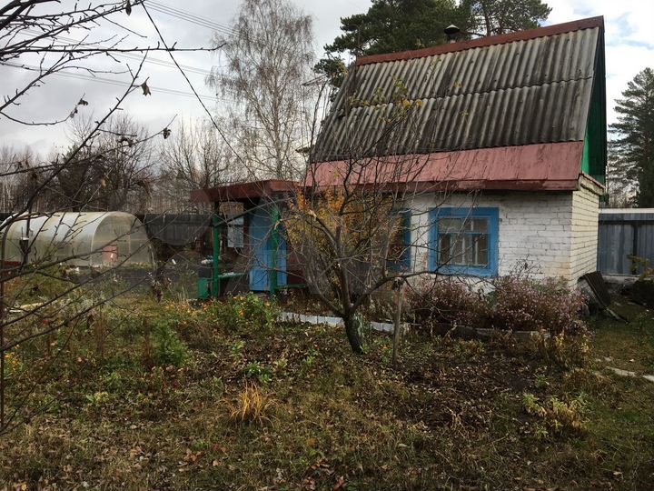 Дача 27 м² на участке 6 сот.