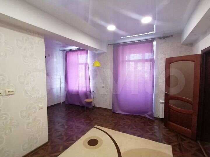 2-к. квартира, 48 м², 3/3 эт.