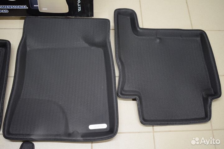 Hyundai Santa Fe 06-09г. коврики в салон чёрные