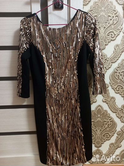 Вечернее платье