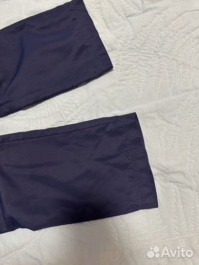 Продам спортивный костюм