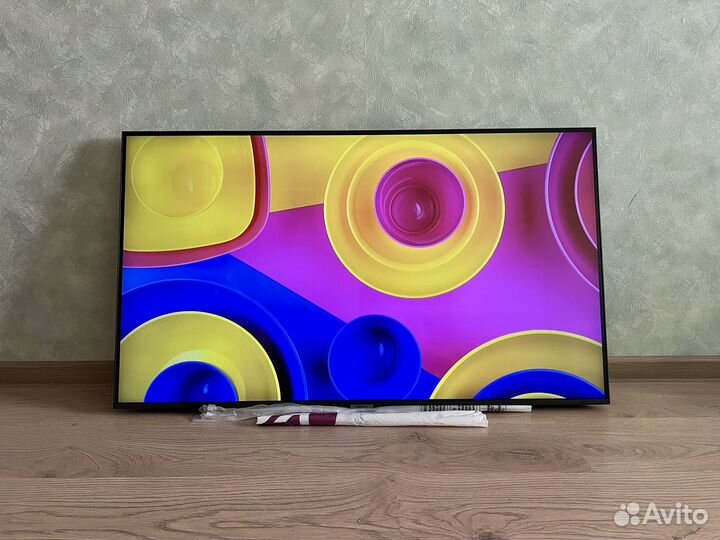 Телевизор Samsung Crystal UHD 43