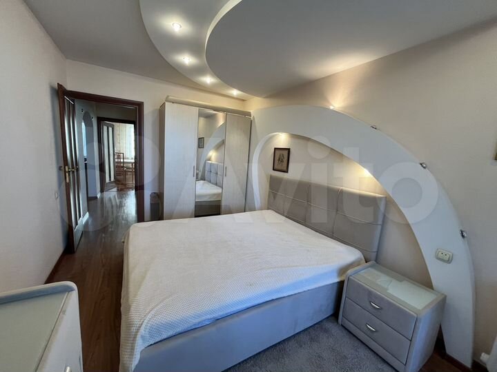 3-к. квартира, 71,2 м², 7/10 эт.