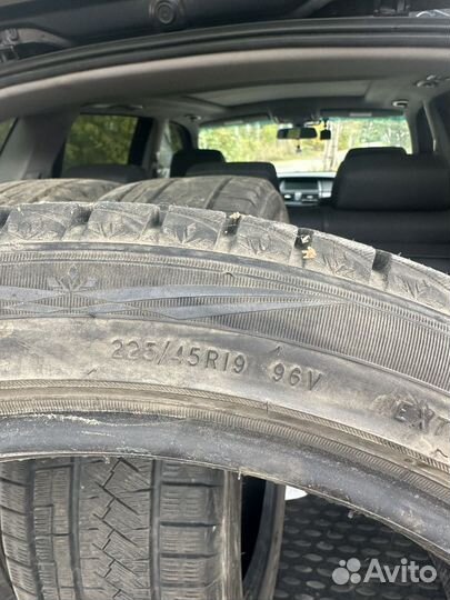 Triangle Snowlink PL02 225/45 R19