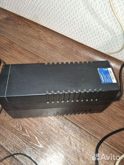 Источник бесперебойного питания 850ва