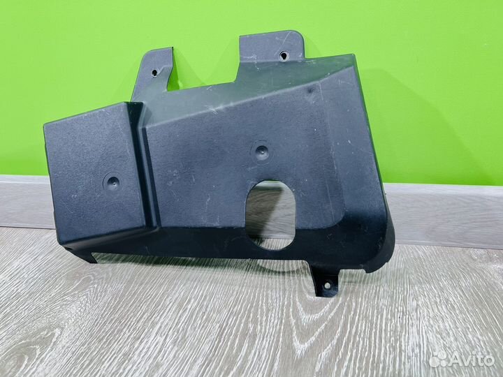 Накладка декоративная Mercedes MP3 мп3 A9416821017