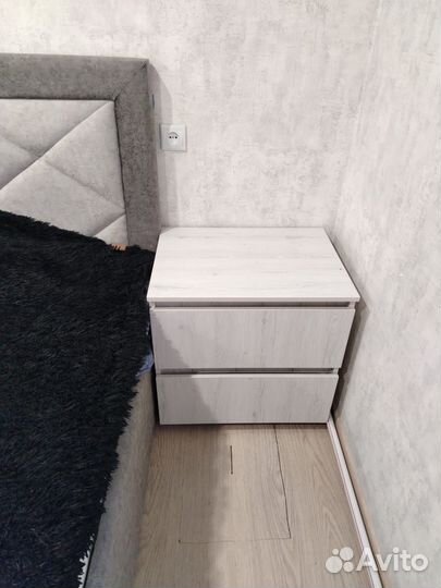 Кровать,тумбы