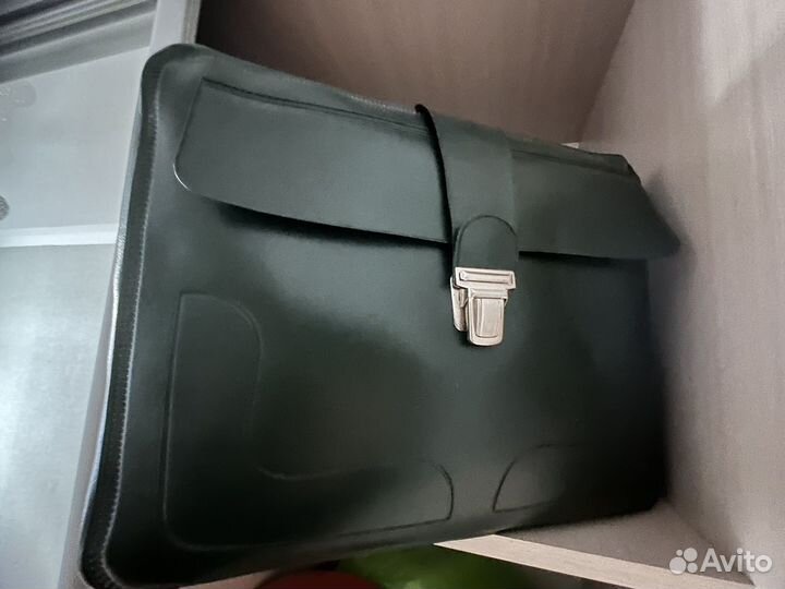 Чемоданы