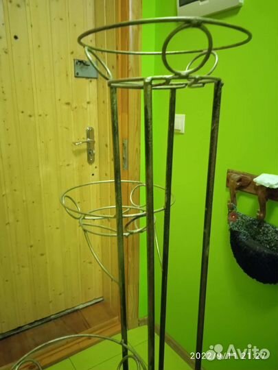 Подставка для цветов