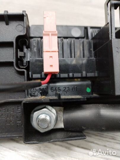 Силовой блок предохранителей Mercedes E-Class W211