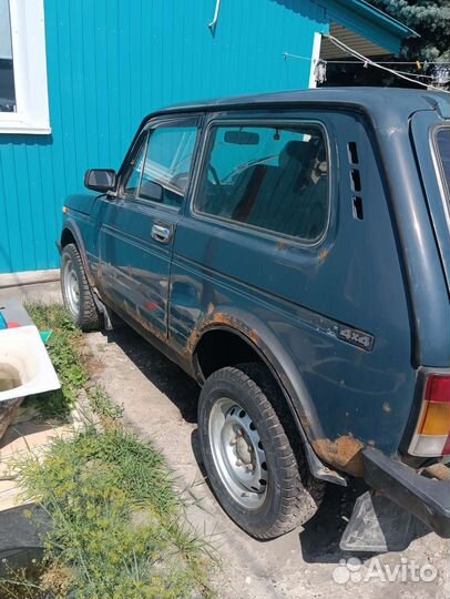 LADA 4x4 (Нива) 1.6 МТ, 1996, битый, 136 500 км