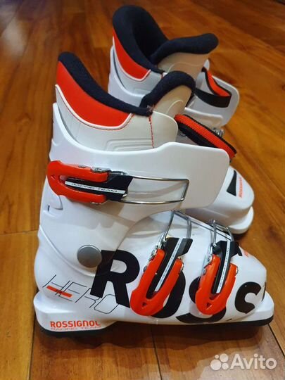 Горнолыжные ботинки Rossignol