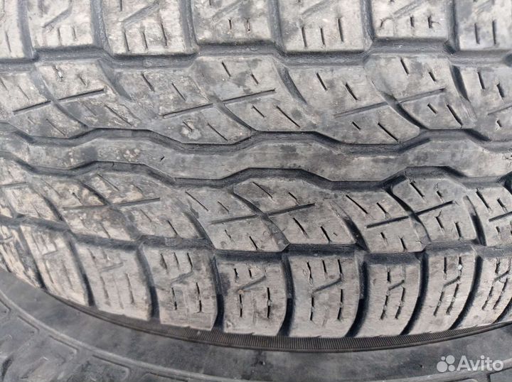 Bridgestone Dueler H/T 470 225/65 R17