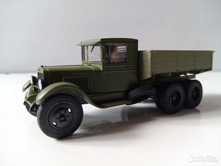 Модель автомобиля зис-6 масштаб 1:43