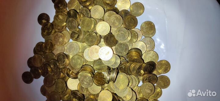 Юбилейные 10 рублёвые монеты 342 штуки