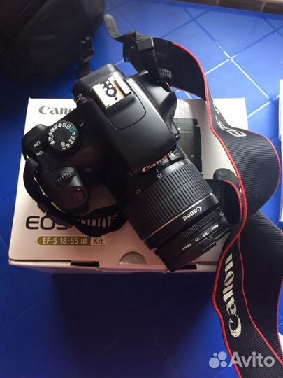 Зеркальный фотоаппарат Canon EOS 1100D