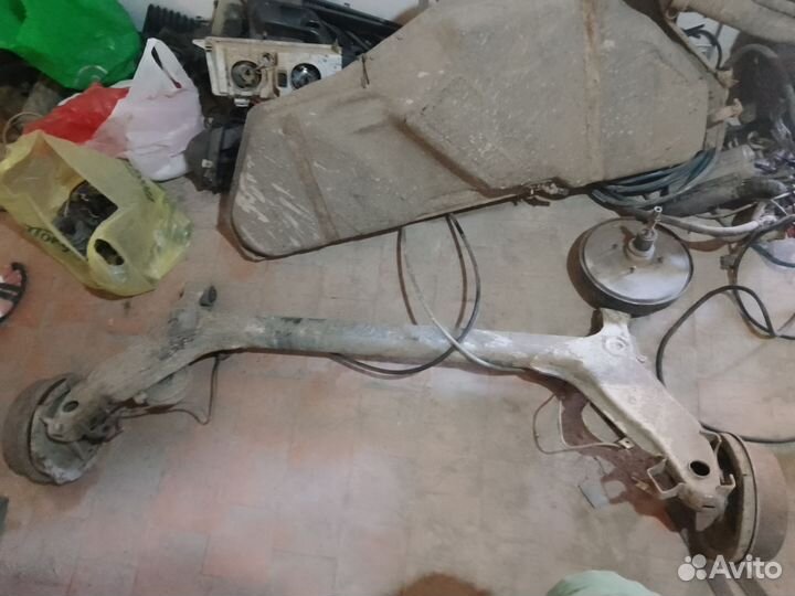 Бензобак (балка ) деу нексия