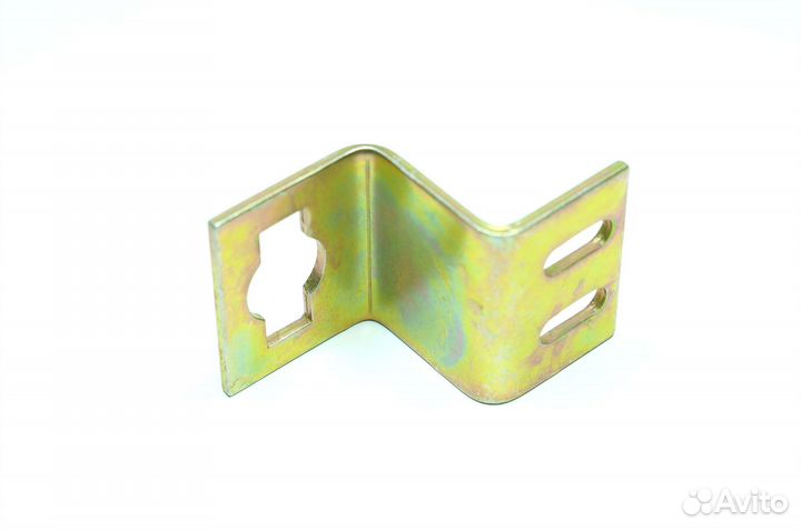 Кронштейн пусковой рукоятки газ 67