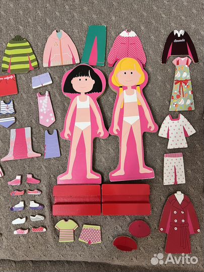 Куколки с одеждой на магнитах Imaginarium
