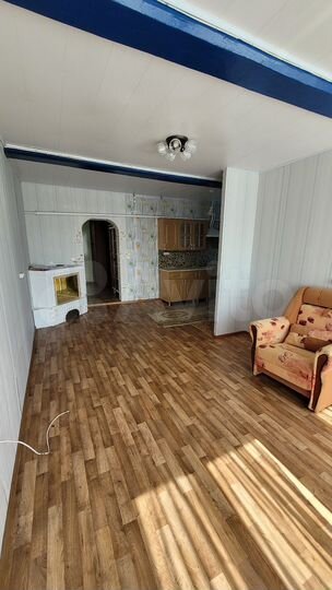 Дом 33 м² на участке 8 сот.