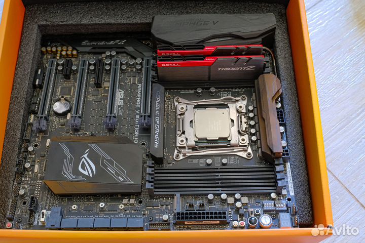 Rampage V Edition10 2011-3 + i7 6950X + 32гбgskill