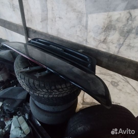 Спойлер тойота