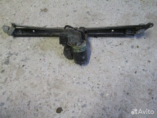 Трапеция стеклоочистителя Audi 100 C3 1982-1991