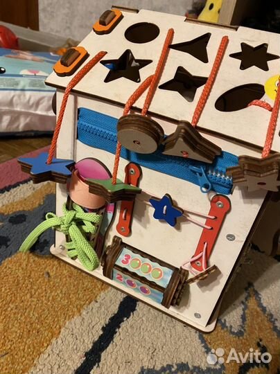 Бизиборд домик со светом