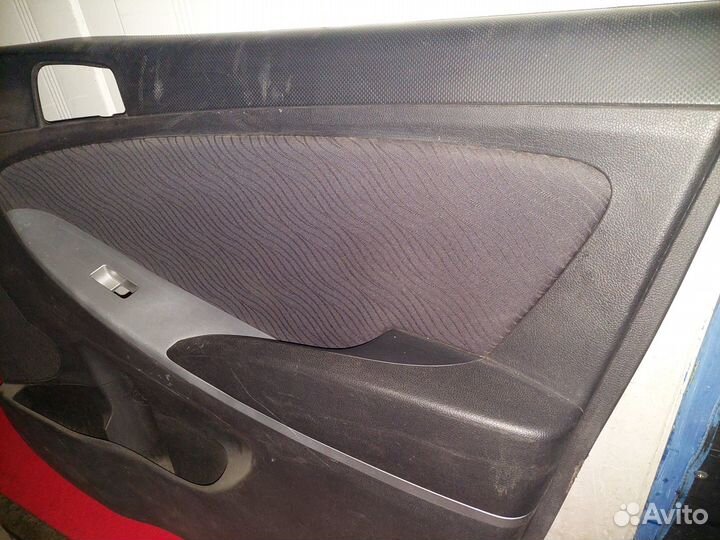 Карта двери передняя правая Hyundai Solaris 1