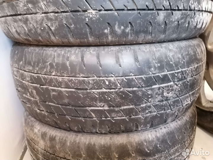 GT Radial Savero HT Plus 235/65 R17