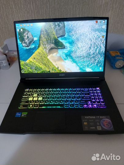 Игровой ноутбук MSI Katana b12vfk-463xru