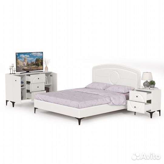 Кровать с ортопедическим основанием 1600 с тумбочкой и тв тумбой-комодом Валенсия, цвет белый шагрен