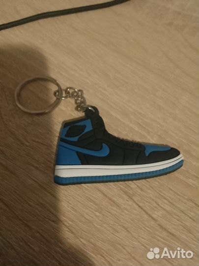 Продаю брелок Nike AIR jordan