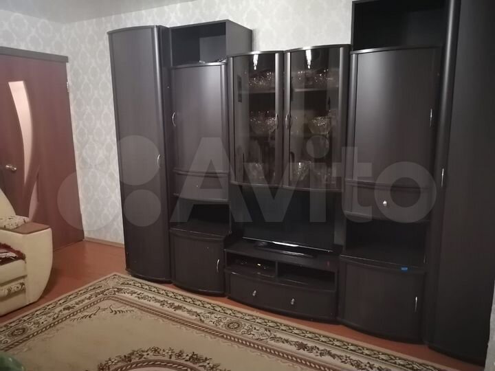 2-к. квартира, 46 м², 4/4 эт.