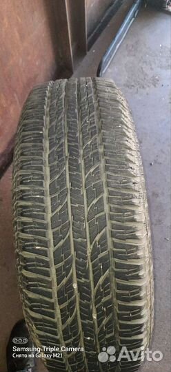 Yokohama Geolandar A/T G015 215/70 R16