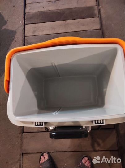 Автомобильный холодильник