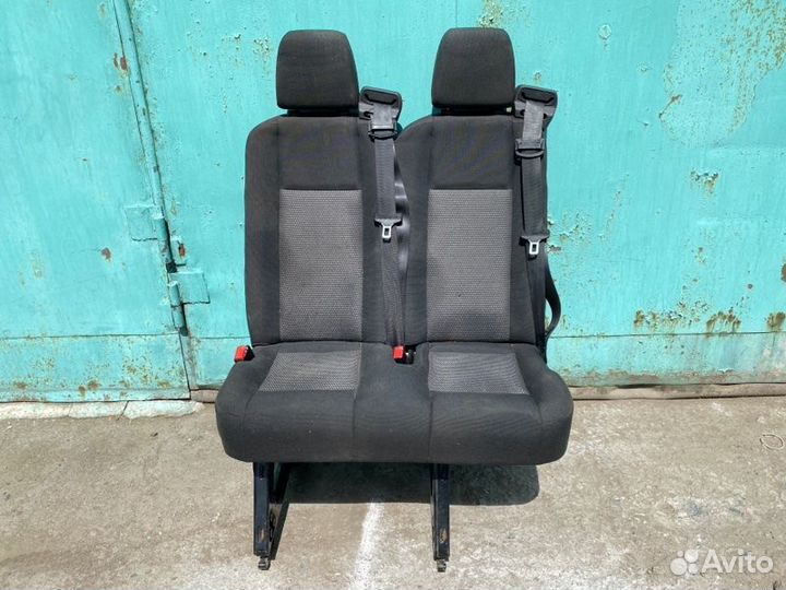 Сиденье пассажирское двойное Ford Transit 8