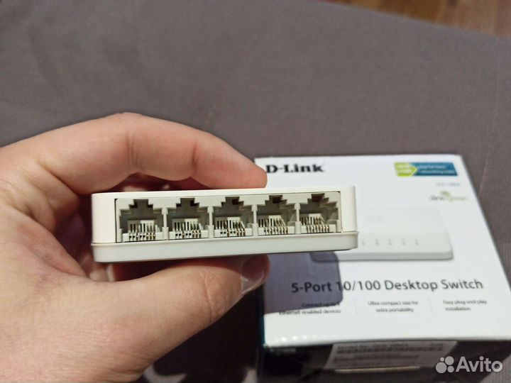 Свитч D-Link DES-1005A