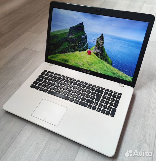 Asus\дисплей 17\Intel 4 ядра\SSD 128\Ozu 8g\Акб 4ч