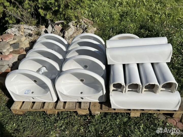 Раковина с пьедисталом