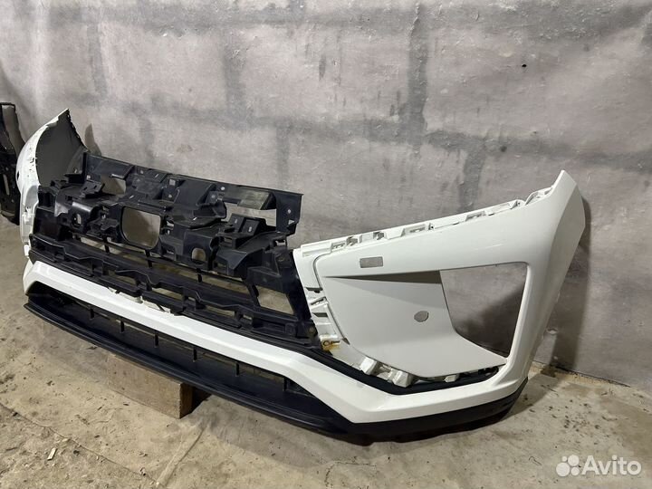 Бампер передний Mitsubishi Eclipse Cross арт982