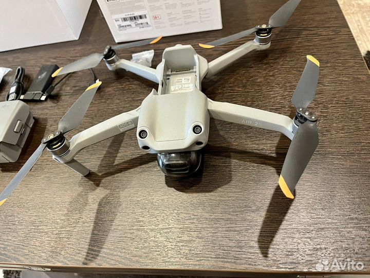 Дрон Dji air 2s