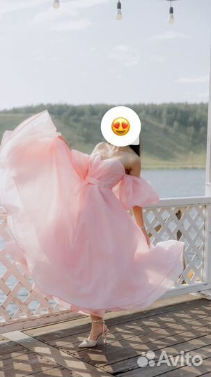 Вечернее платье