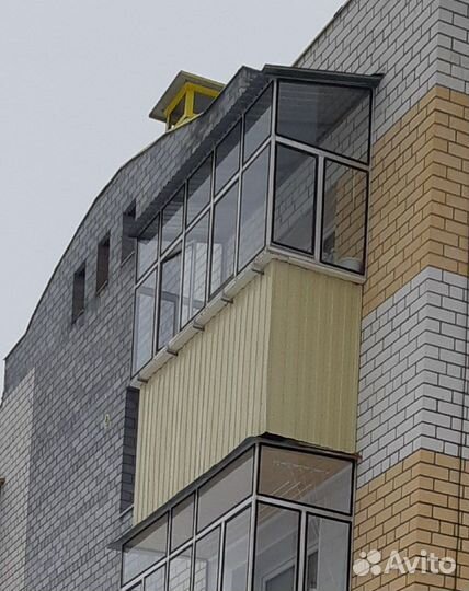 Остекление и отделка балкона