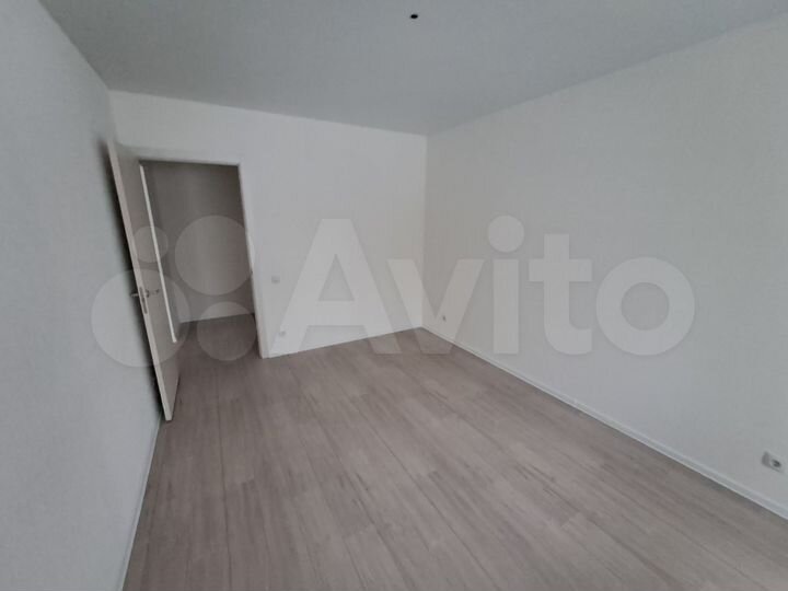 2-к. квартира, 60 м², 5/17 эт.
