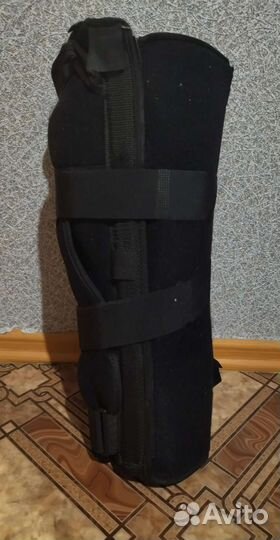 Ортез на коленный сустав OttoBock разъемный, р. М