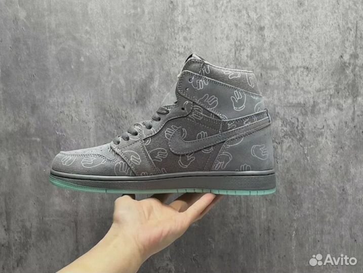 Кроссовки Nike Air Jordan 1