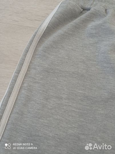 Спортивный костюм для мальчика 128-134