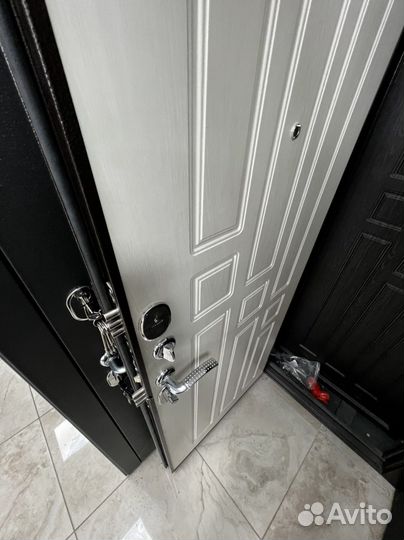 Дверь входная утепленная