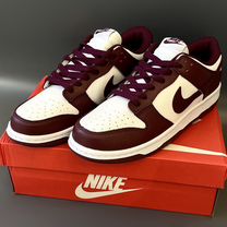 Nike Dunk Low Bordeaux/White